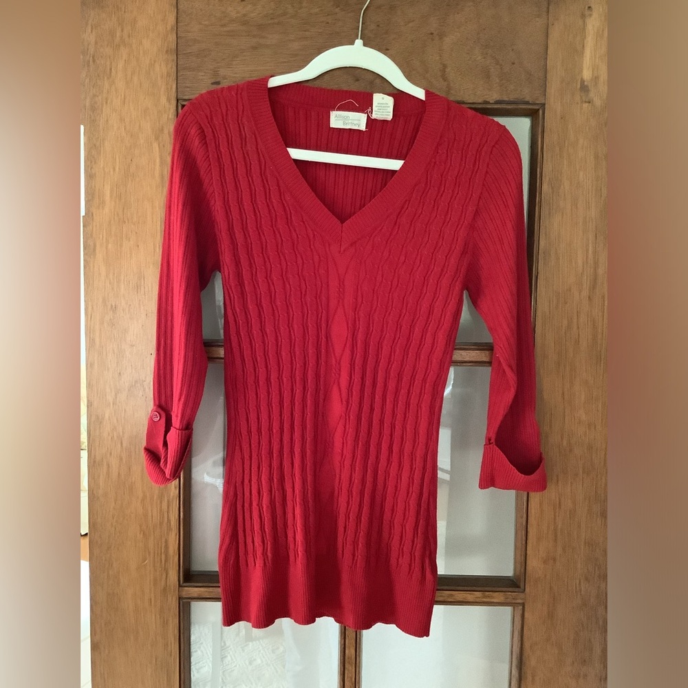 Like new Allison Brittany cable knit sweater sz large